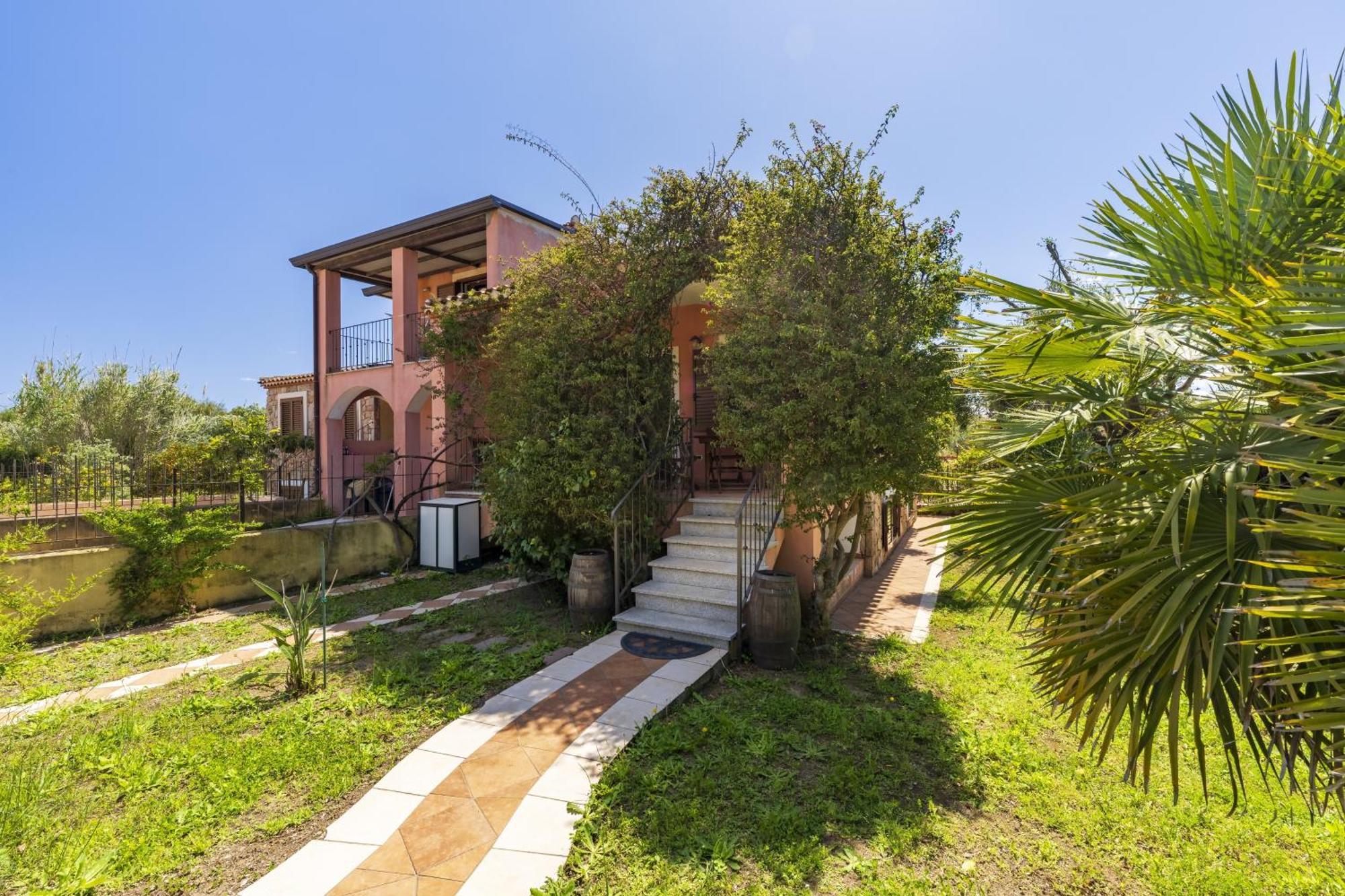 Casa Vacanze Lolivastro 阿尔巴塔克斯 外观 照片