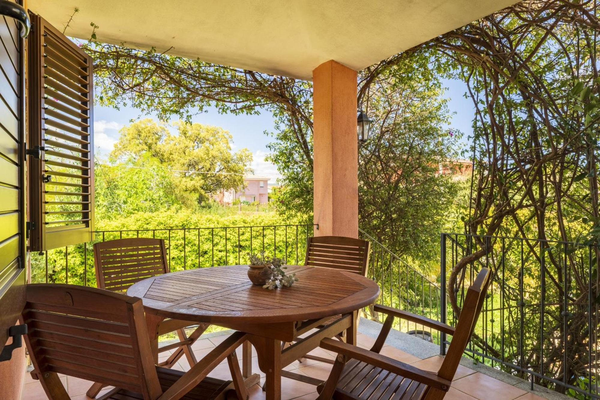 Casa Vacanze Lolivastro 阿尔巴塔克斯 外观 照片